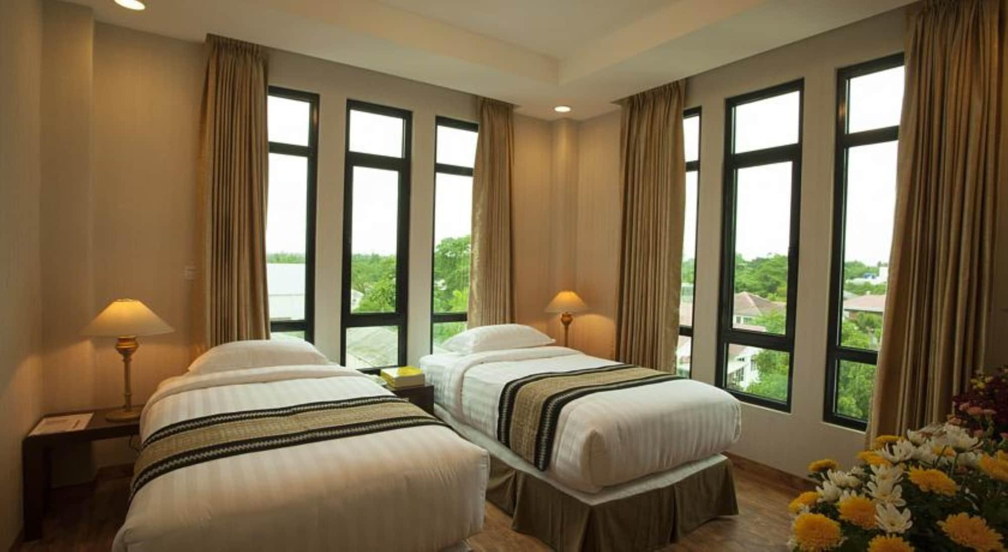 Hotel Kan Yeik Thar Yangon Exterior photo