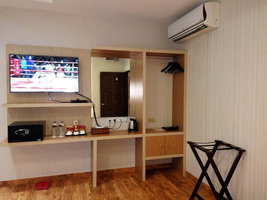 Hotel Kan Yeik Thar Yangon Exterior photo